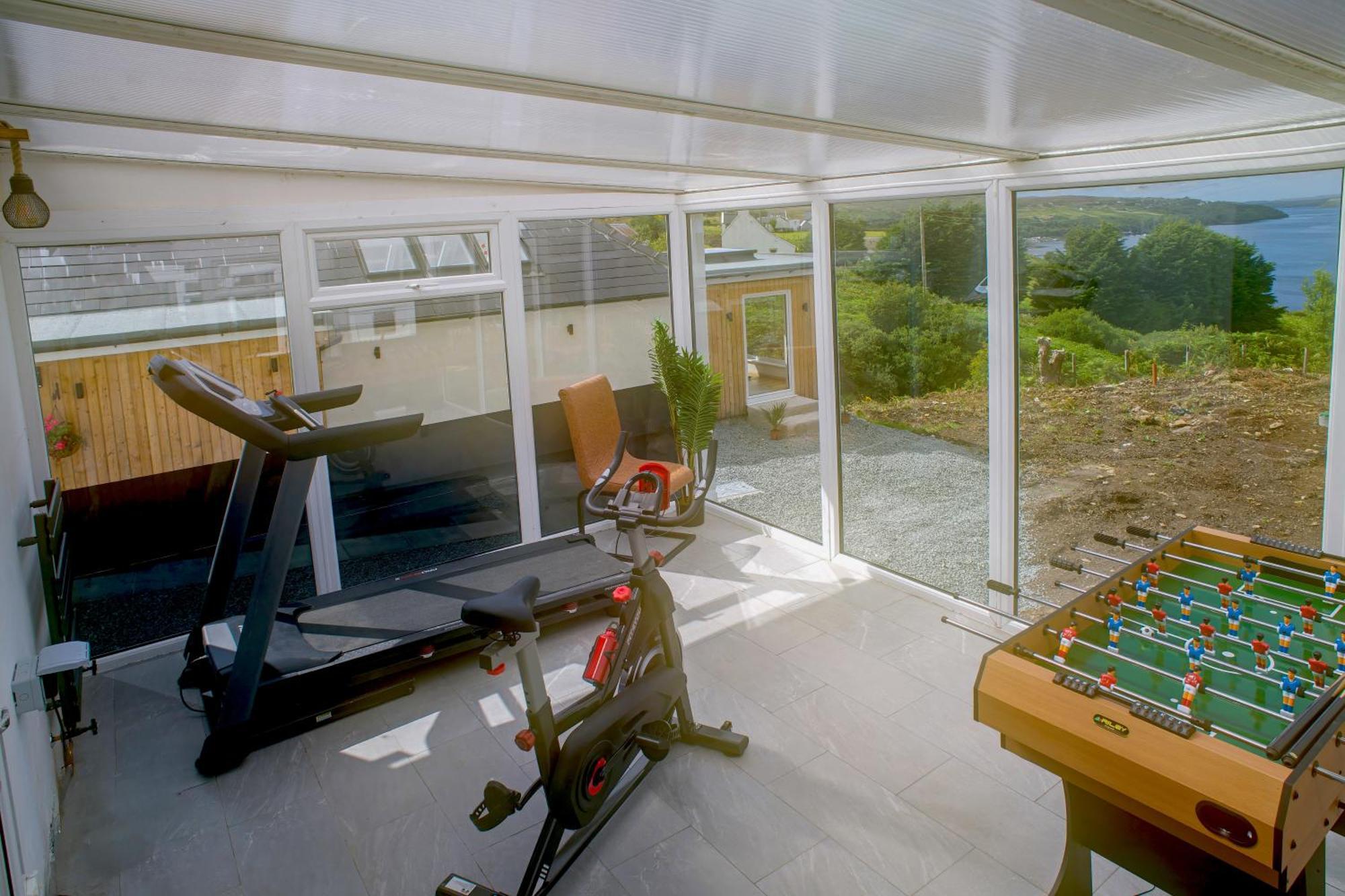 Luxury 4 Bedroom Cottage With Stunning Views Near Fairy Pools! Карбост Екстериор снимка
